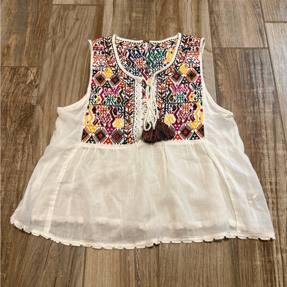 Free People Embroidered Lohri Top - Picture 2 of 4